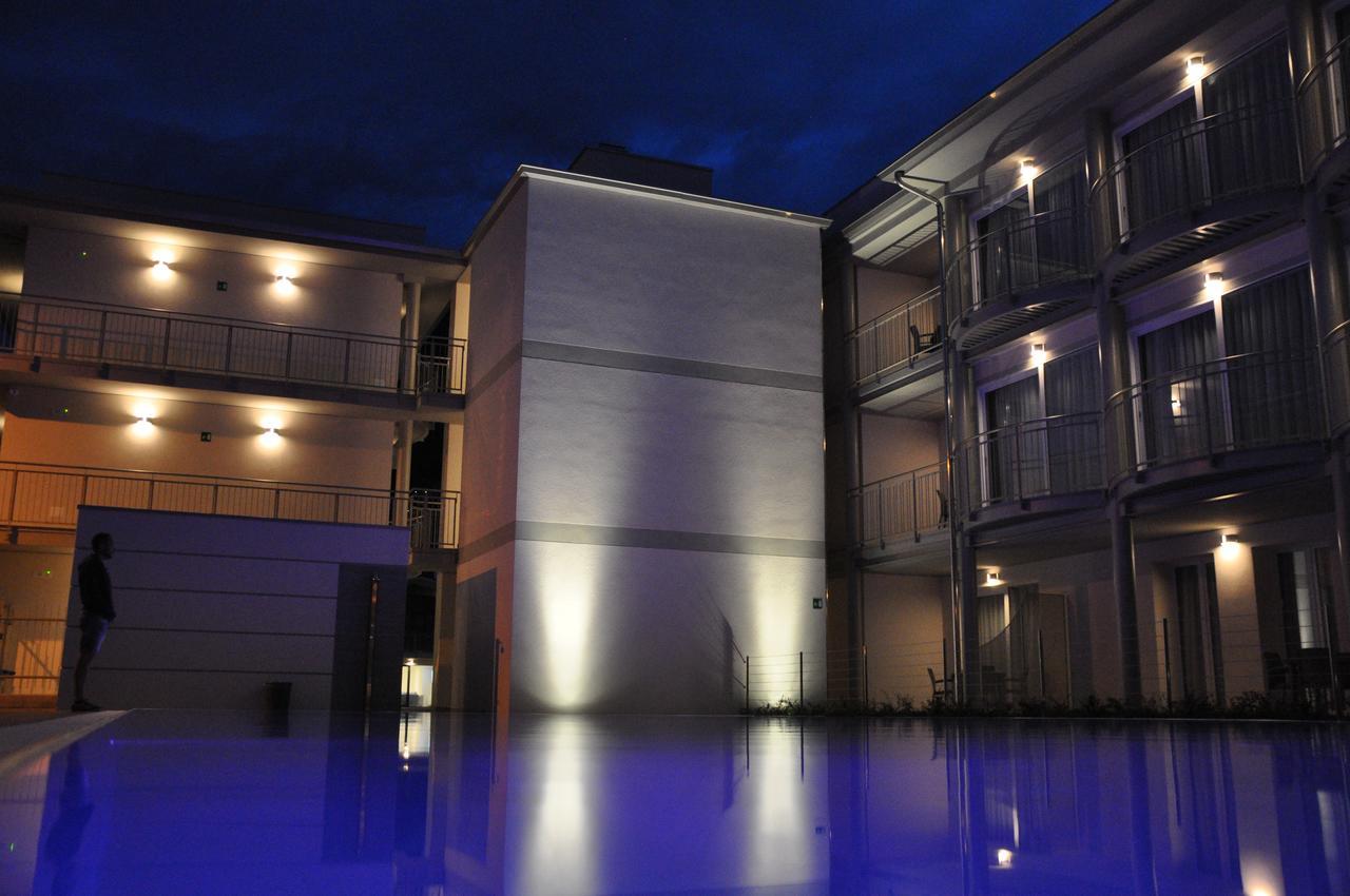 Hotel Vischi Domaso Luaran gambar